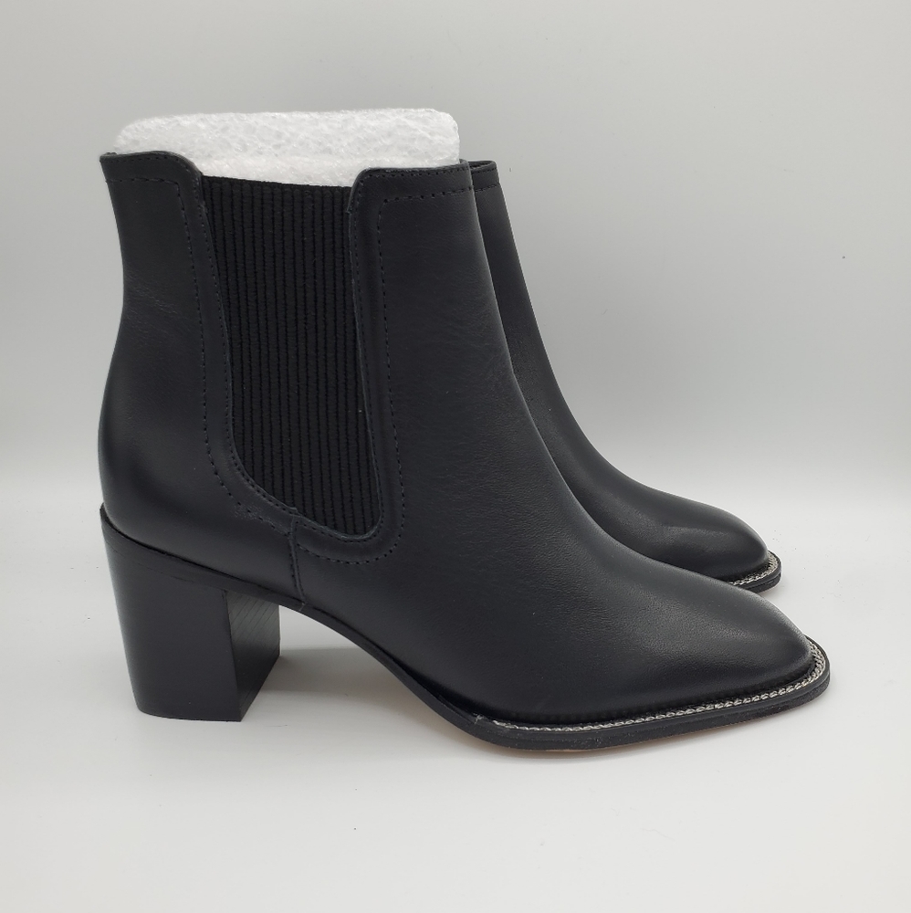 Vince Camuto Jentilliy ankle boots NIB - Picture 6 of 11